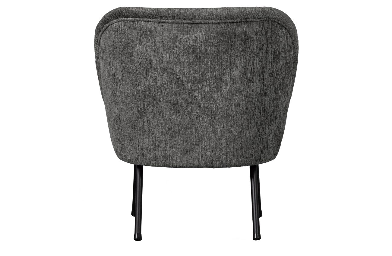Der Sessel Vogue überzeugt mit seinem modernen Stil. Gefertigt wurde er aus Struktursamt, welches einen dunkelgrauen Farbton besitzt. Das Gestell ist aus Metall und hat eine schwarze Farbe. Der Sessel besitzt eine Größe von 57x70 cm.