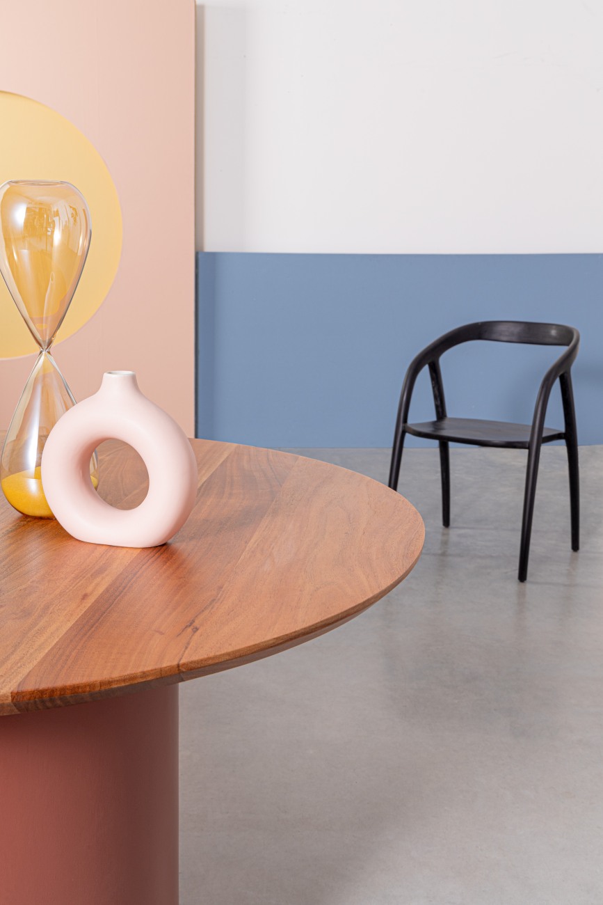 Esstisch Ojas aus Akazienholz Ø 115 cm, Terrakotta