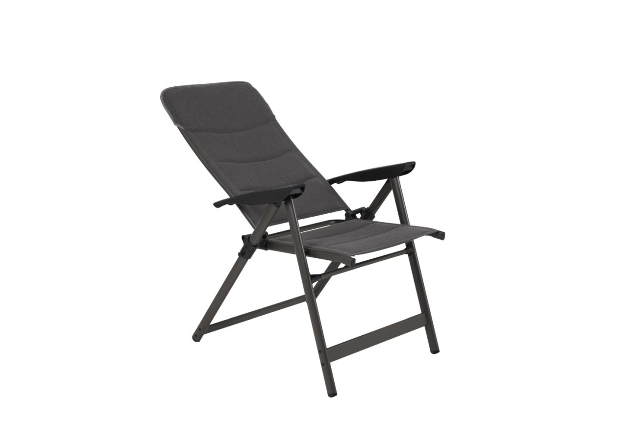 Der Gartenstuhl Krocket überzeugt mit seinem modernen Design. Gefertigt wurde er aus Stoff, welcher einen schwarzen Farbton besitzt. Das Gestell ist aus Metall und hat eine schwarze Farbe. Die Sitzhöhe des Stuhls beträgt 45 cm.