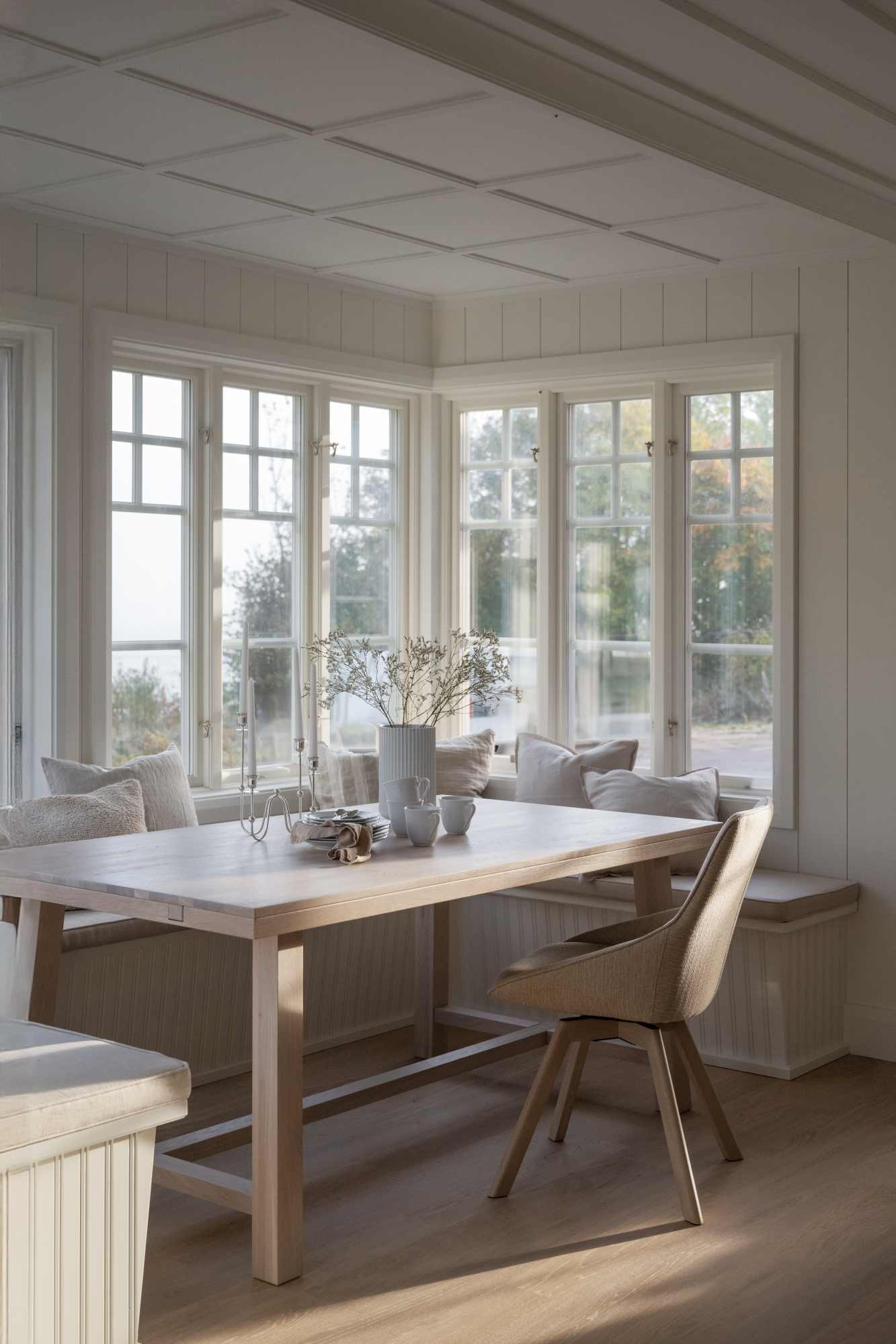 Design trifft Funktion: Esstisch Brooklyn, Classic, 170cm, Whitewash.