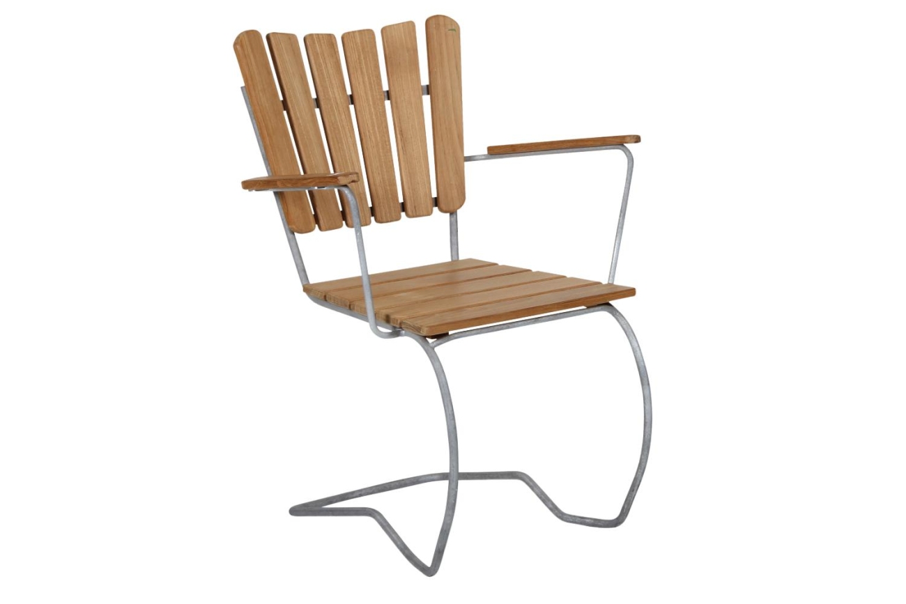 Der Gartenstuhl Classic überzeugt mit seinem modernen Design. Gefertigt wurde er aus Teakholz, welches einen natürlichen Farbton besitzt. Das Gestell ist aus Metall und  hat eine silberne Farbe. Die Sitzhöhe des Sessels beträgt 42 cm.