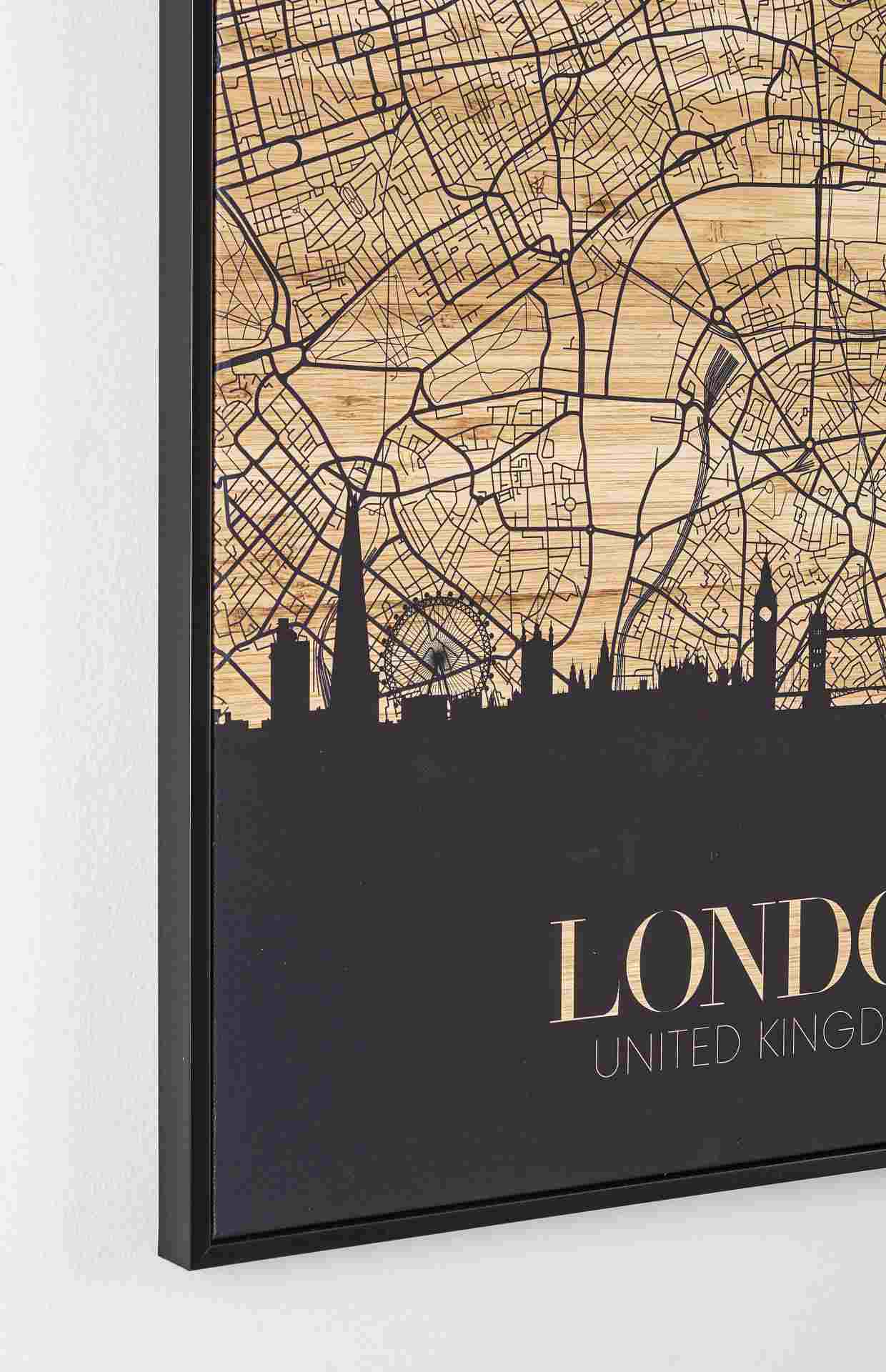 Das Gemälde London Skyline überzeugt mit ihrem klassischen Design. Das Bild verfügt über einen Druck auf Leinwand. Das Gestell ist aus Kiefernholz und der Rahmen aus Kunststoff. Die Maße sind 60x80 cm.