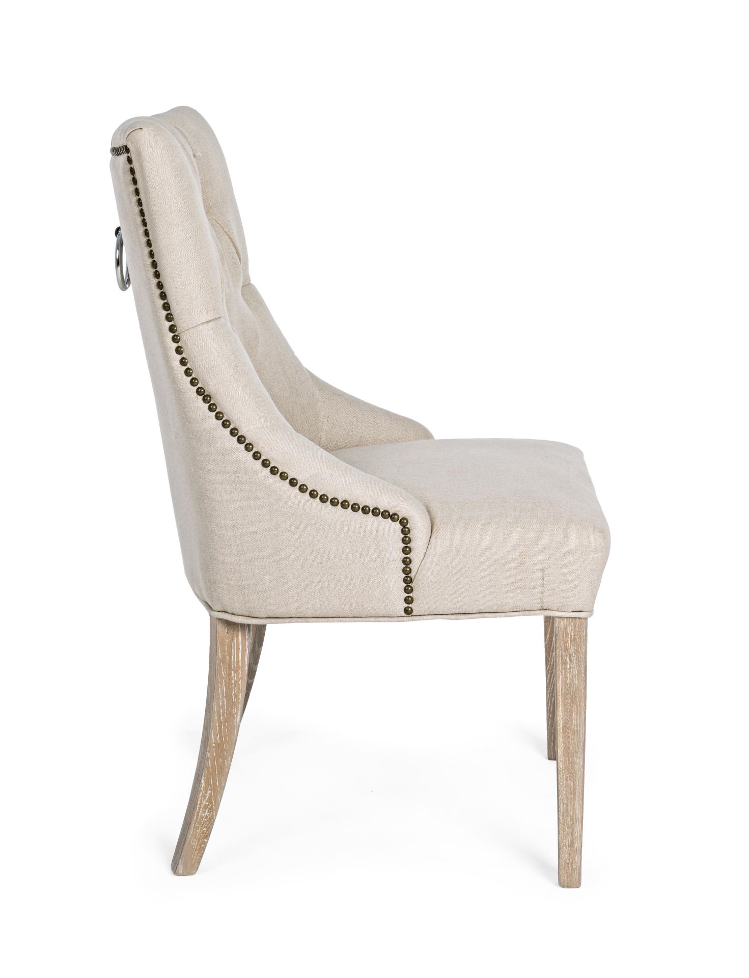 Der Esszimmerstuhl Cally überzeugt mit seinem klassischen Design. Gefertigt wurde der Stuhl aus einem Leinen-Bezug, welcher einen Beige Farbton besitzt. Das Gestell ist aus Eichenholz, welches natürlichen gehalten ist. Die Sitzhöhe beträgt 45 cm.