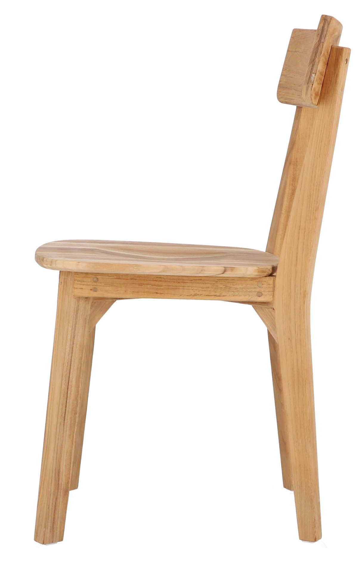 Gefertigt wurde der Stuhl Nea aus Teakholz und hat dadurch ein natürliches aber auch schlichtes Design. Er ist ein Produkt der Marke Jan Kurtz.