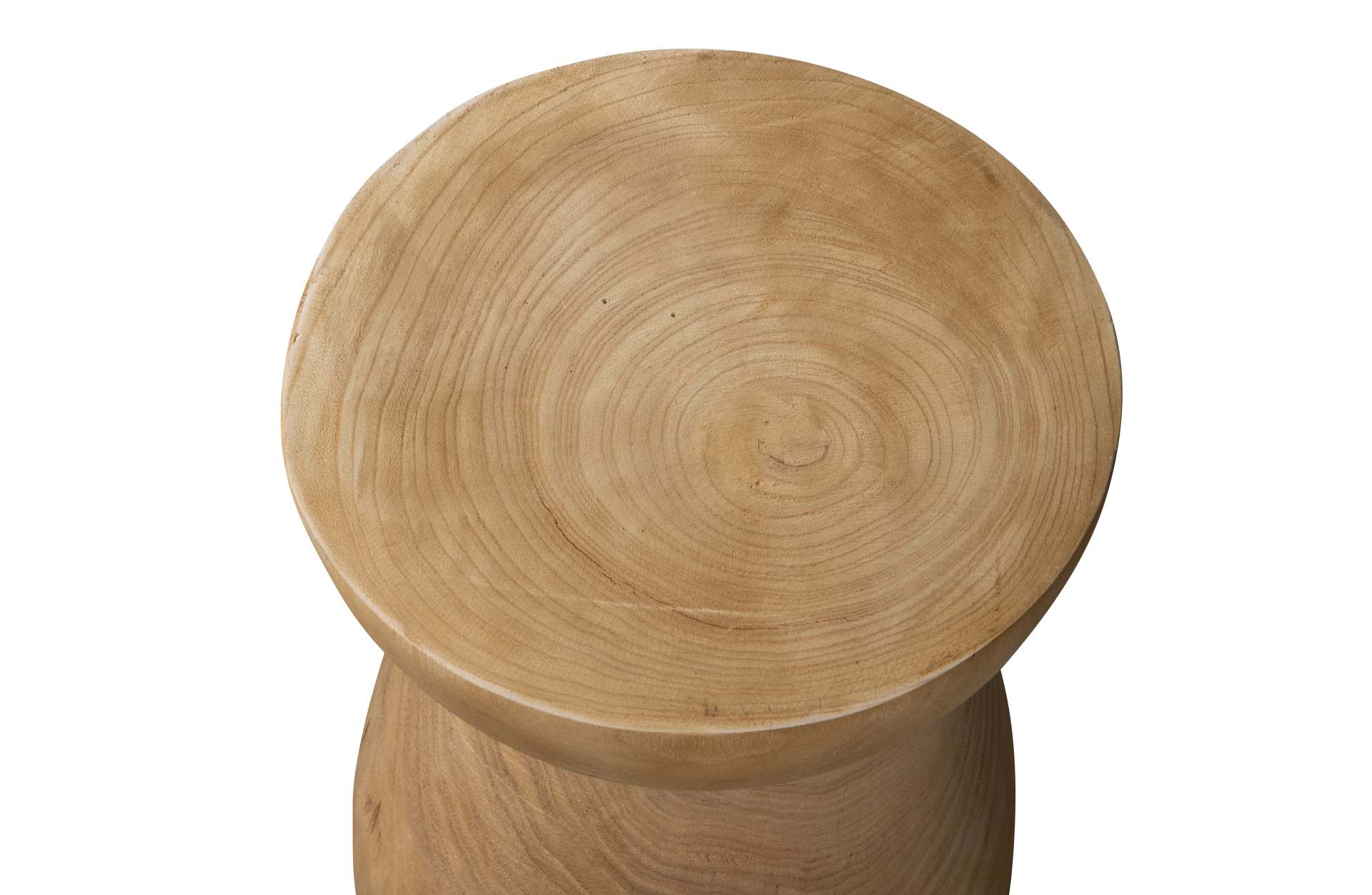 Der Hocker Bink überzeugt mit seinem klassischen Design. Gefertigt wurde er aus Paulowniaholz, welches einen natürlichen Farbton besitzen. Der Hocker hat einen Durchmesser von 28 cm.