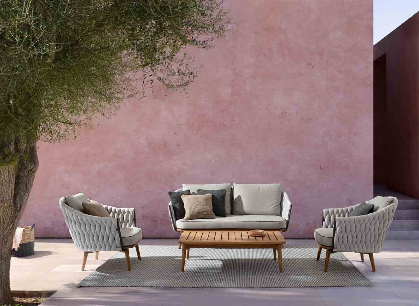 Elegantes Sofa Xenia für den Außenbereich,wasserabweisend und UV-beständig