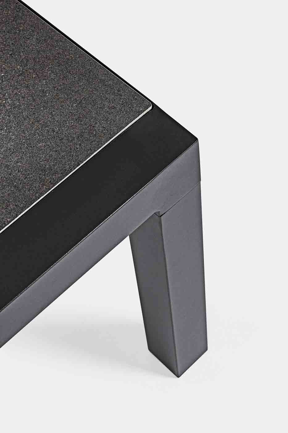 Gartencouchtisch aus Aluminium, pflegeleicht & wetterfest