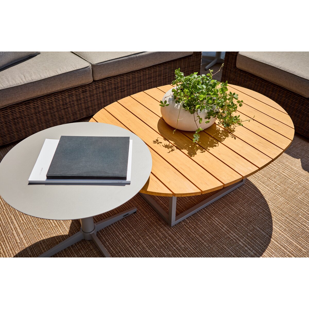 Gartencouchtisch Olive - Aluminium & Bambus, 110x80 cm, Khaki/Natur