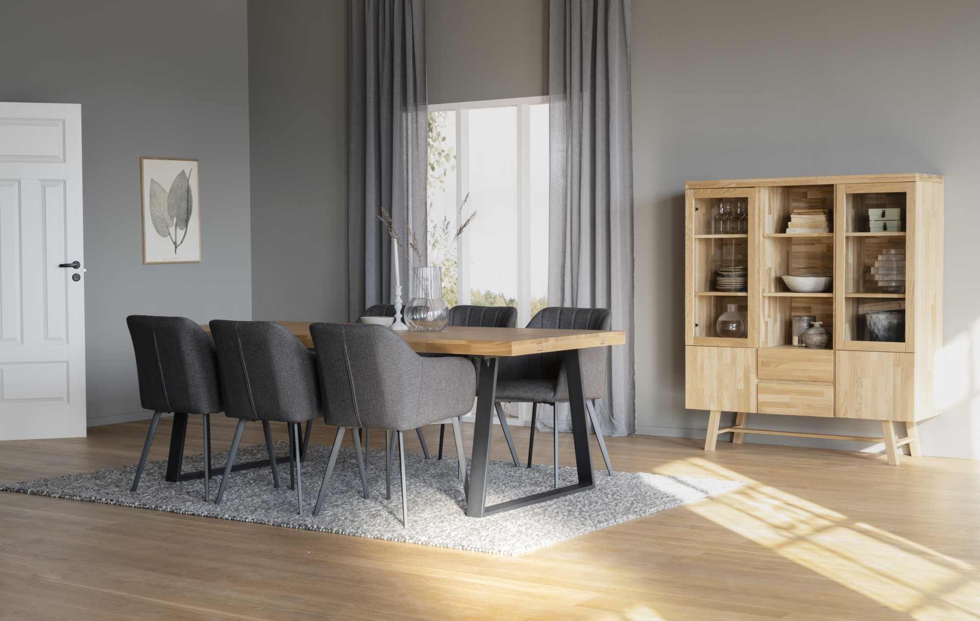 Jetzt entdecken: Esstisch Brooklyn, Trapez-Gestell, 220cm, Natur mit hochwertiger Verarbeitung.