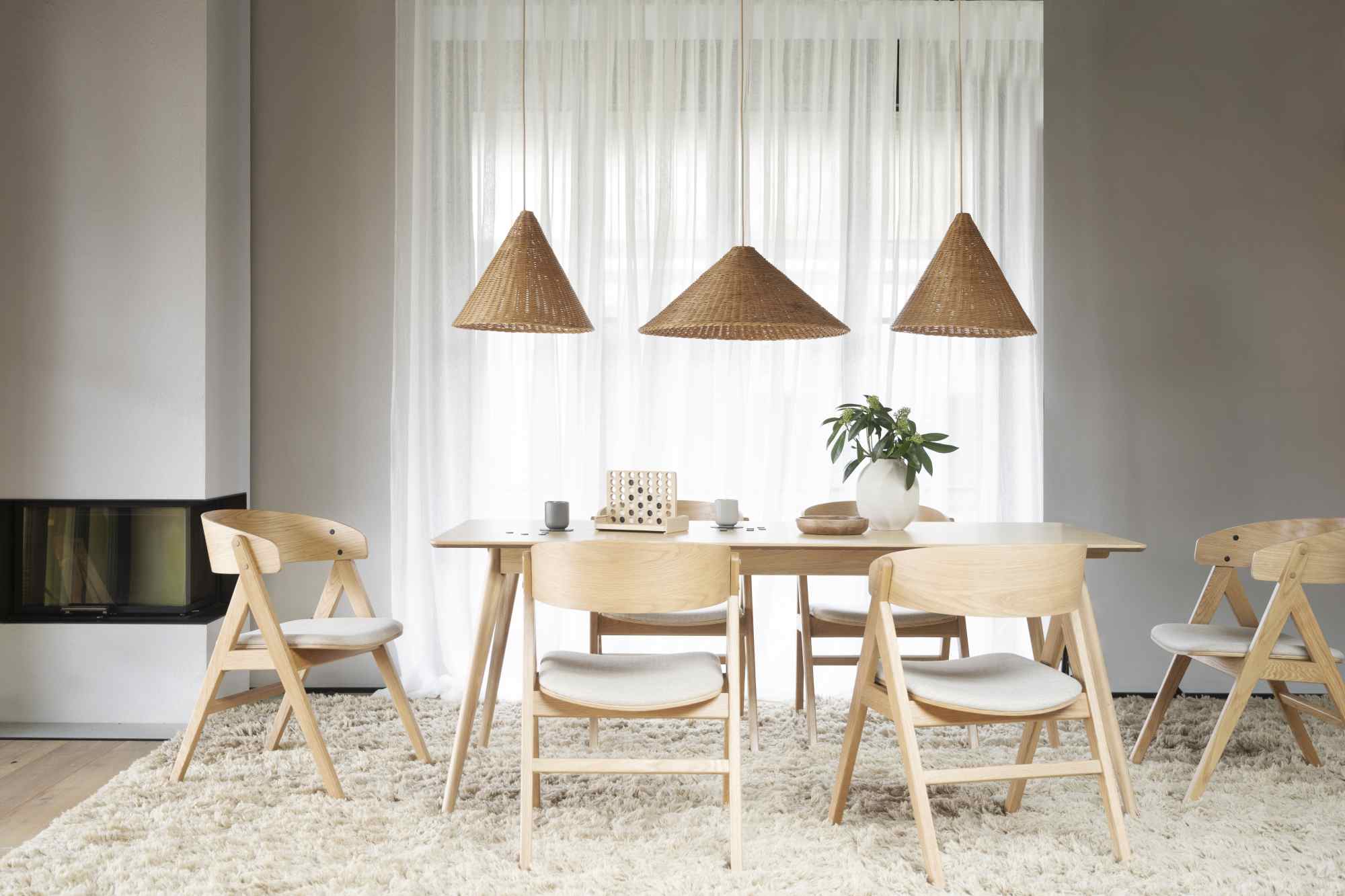 Esstisch Yumi Rechteckig 190x90cm, MDF Eiche Natur – überzeugt mit zeitlosem Stil.